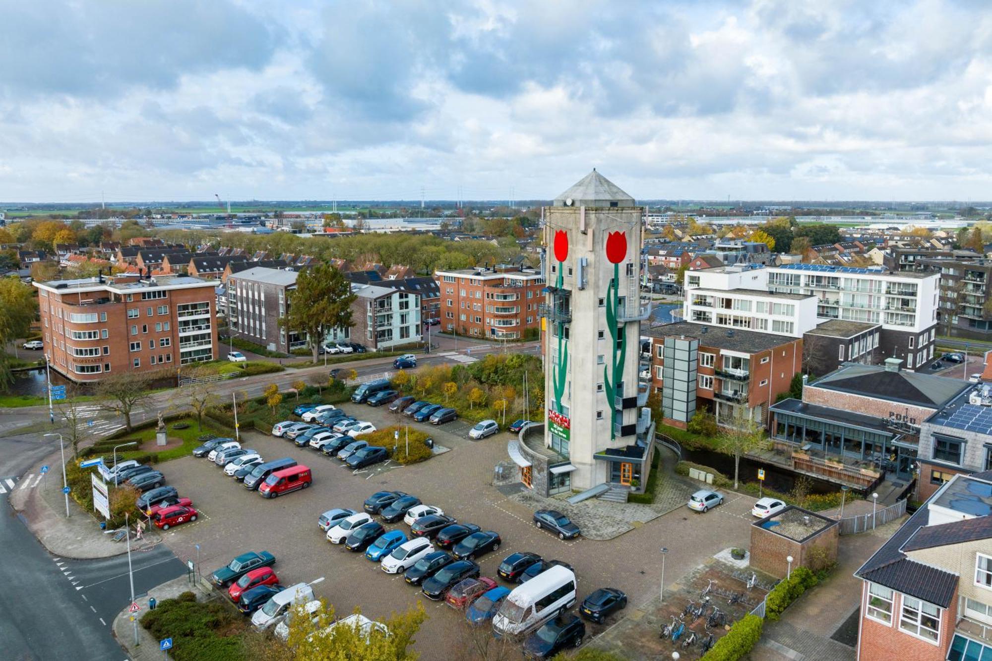 B&B De Tulpentoren Roelofarendsveen 외부 사진